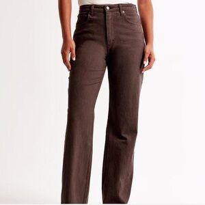 NWOT - Brown Abercrombie & Fitch 90’s Straight Ultra High Rise Jeans